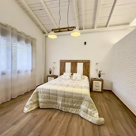 La Casona Del Pinar Swiming Pool 阿尔豪林德拉托里